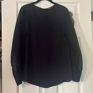 Bevy blouse with sheer sleeves M